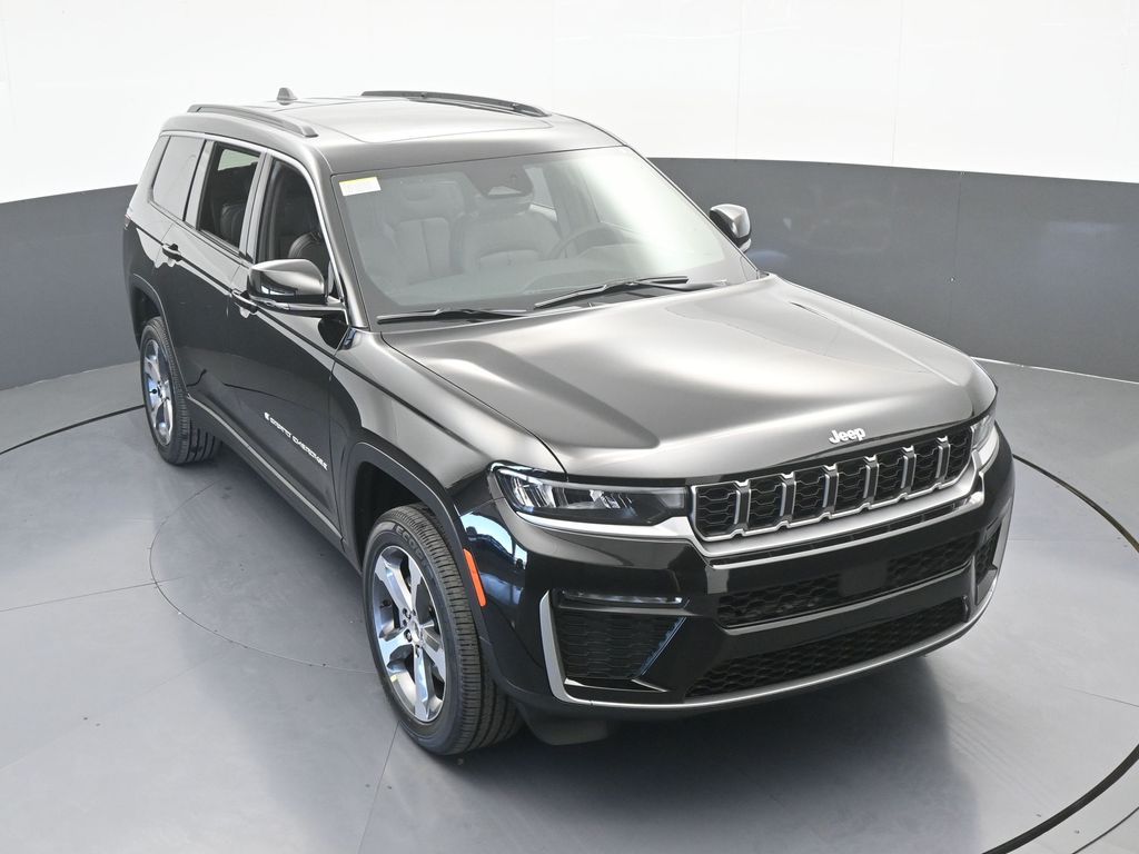 New 2026 Diamond Black Crystal Pearlcoat Jeep Limited image 52