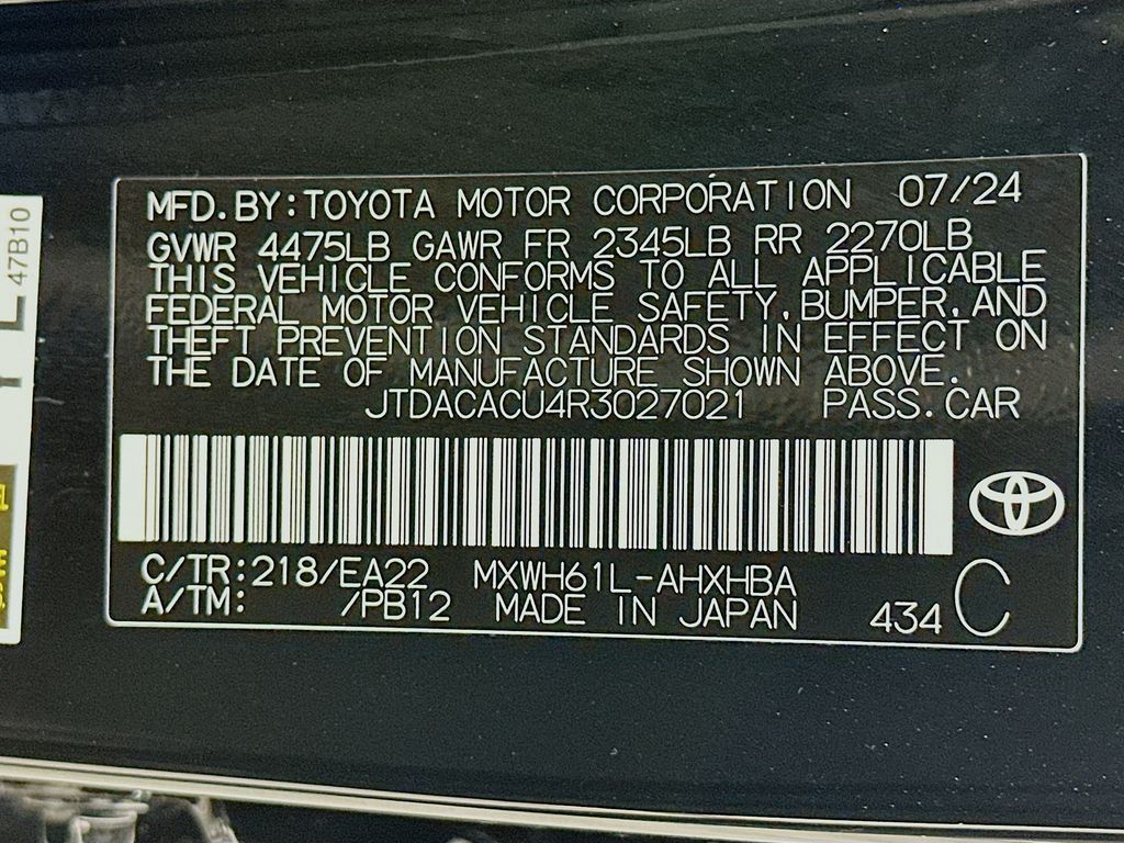 Thumbnail: 2024 Toyota Prius Prime - 30