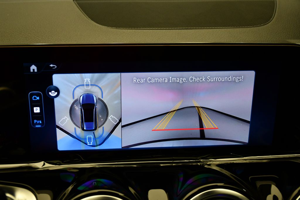 Thumbnail: 2026 Mercedes-Benz GLB - 28