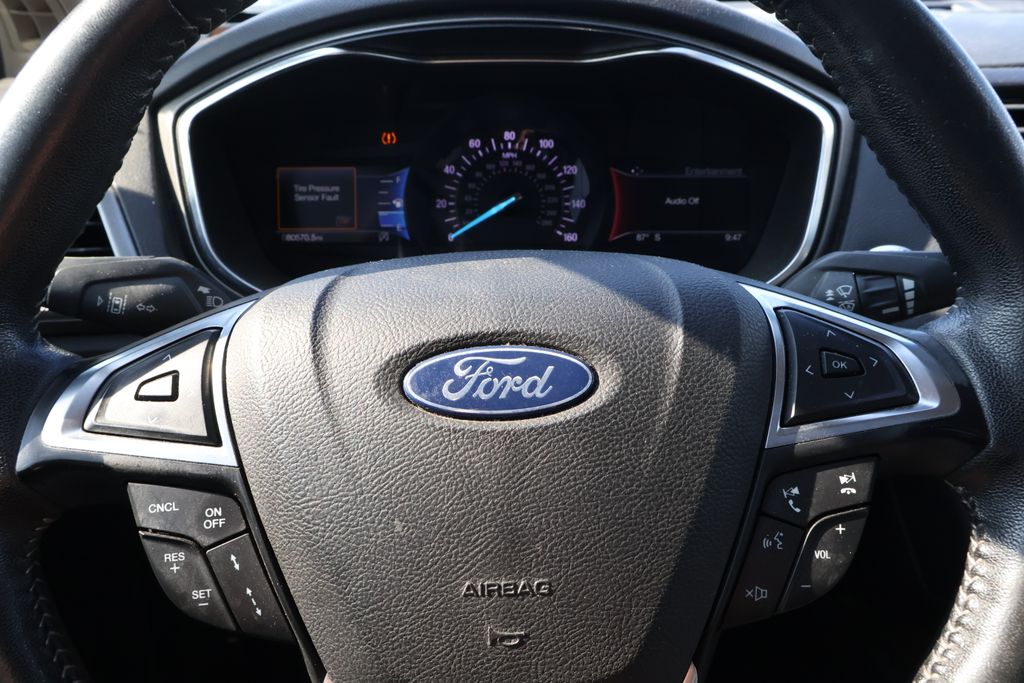 Thumbnail: 2020 Ford Fusion - 18