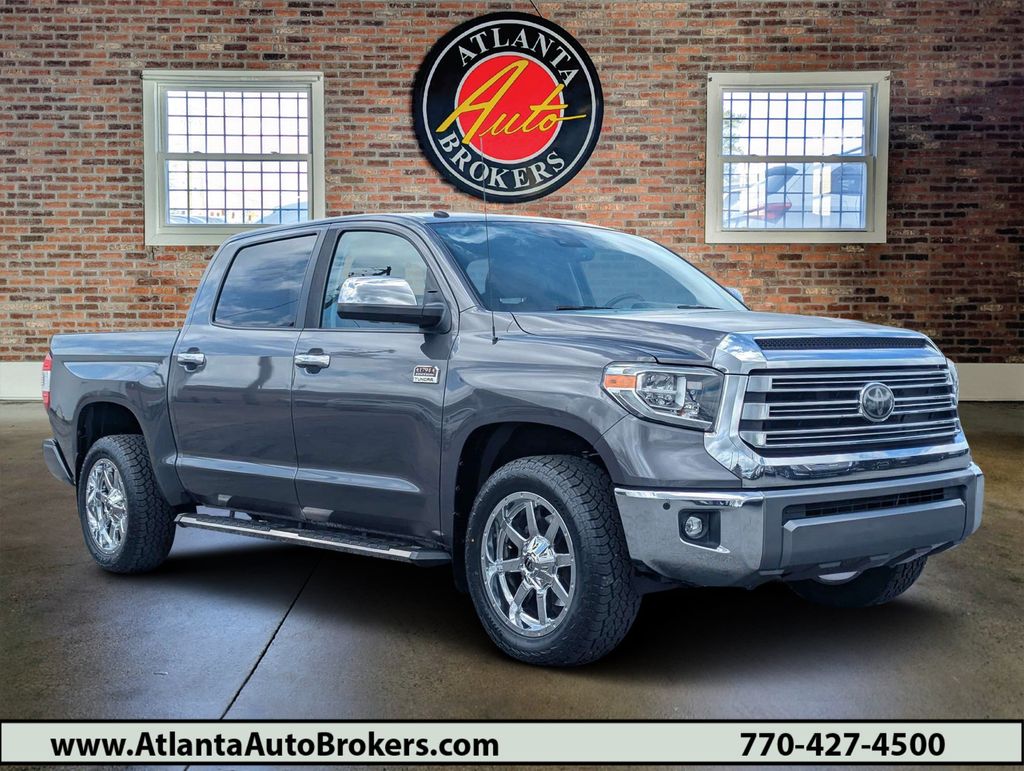 Magnetic Gray Metallic 2019 Toyota Tundra Pickup Truck 4X2 6-Speed Automatic Overdrive
