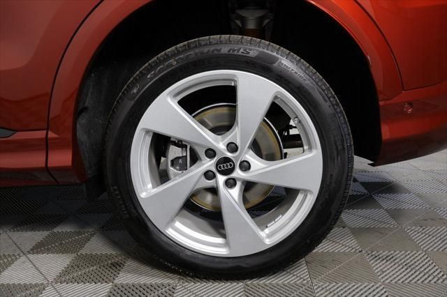 Thumbnail: 2025 Audi Q5 - 10