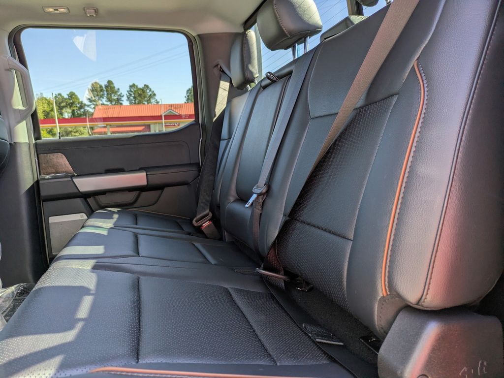 2026 Ford F-350 Super Duty LARIAT