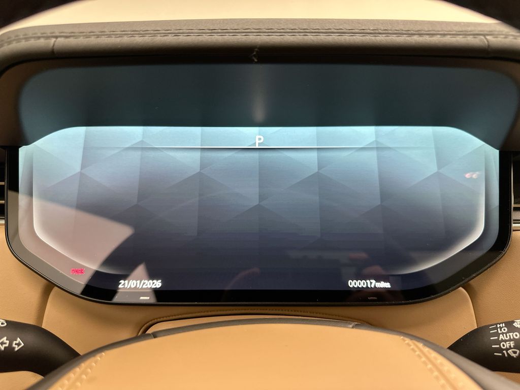 Thumbnail: 2026 Land Rover Range Rover - 15