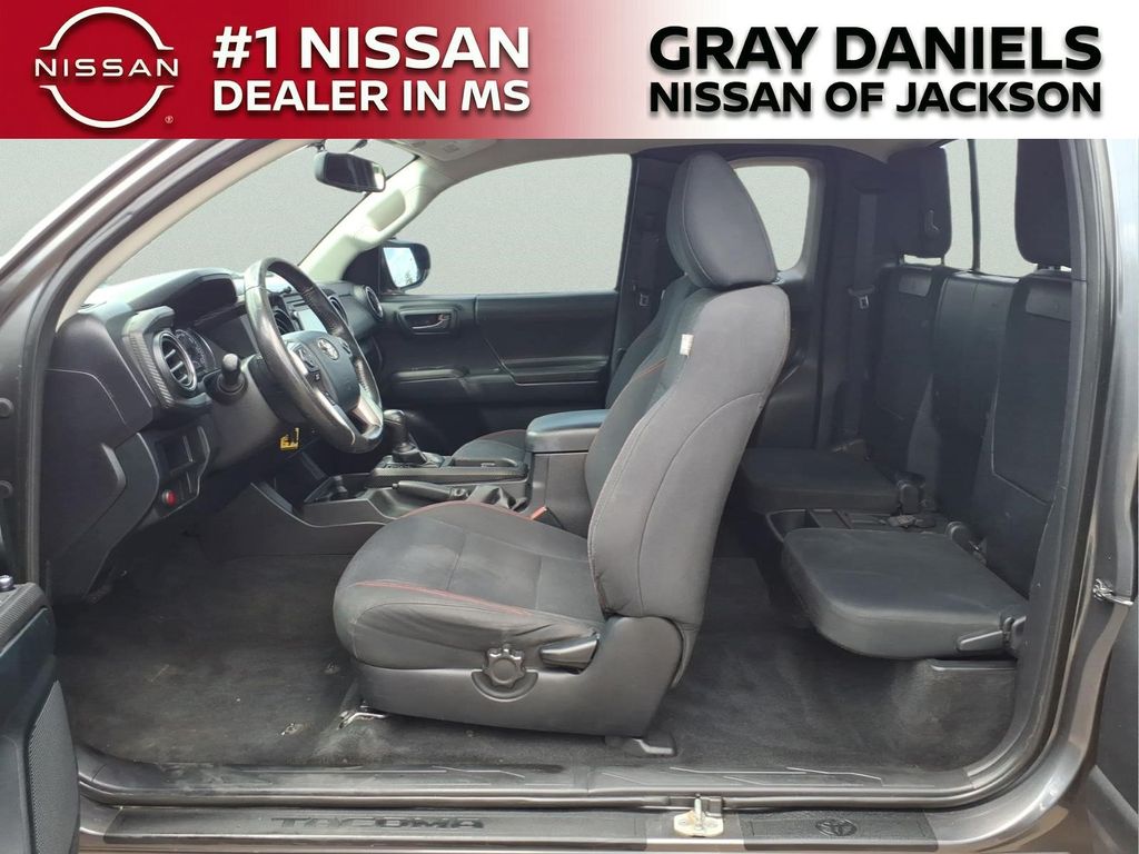Used 2016 Toyota Tacoma Truck