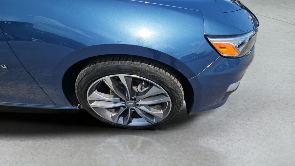 Lakeshore Blue Metallic 2024 Chevrolet Malibu LT with 2LT FWD Sedan Front-Wheel Drive Continuously Variable Transmission