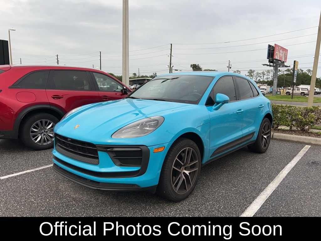 2022 Porsche Macan photo