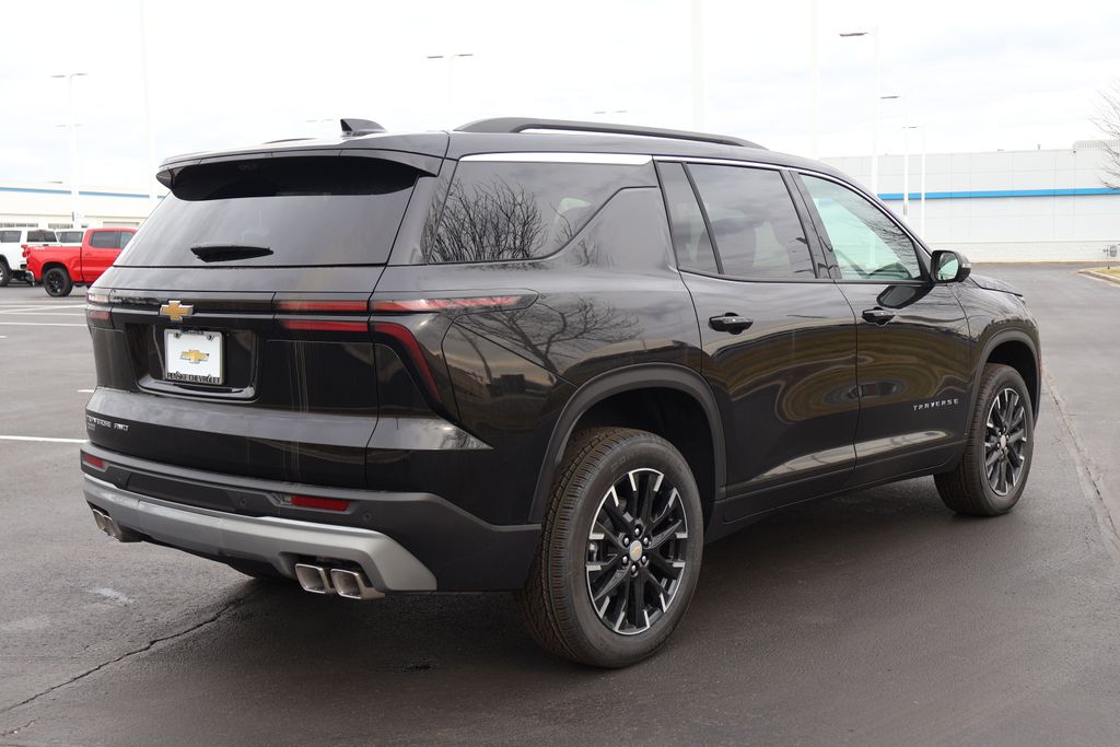 Thumbnail: 2026 Chevrolet Traverse - 8