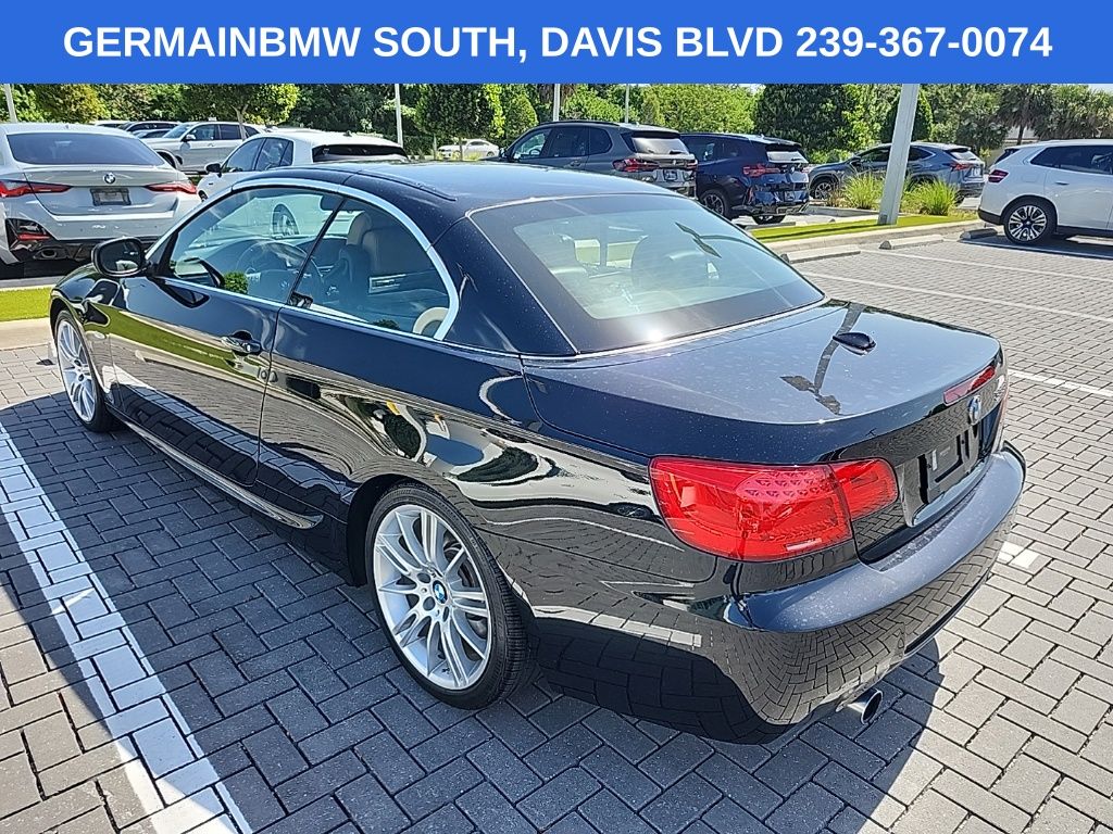 Used 2013 Black BMW 335i image 4
