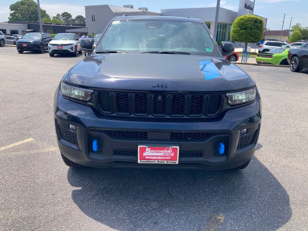 New 2024 Black Jeep Trailhawk 4xe image 9