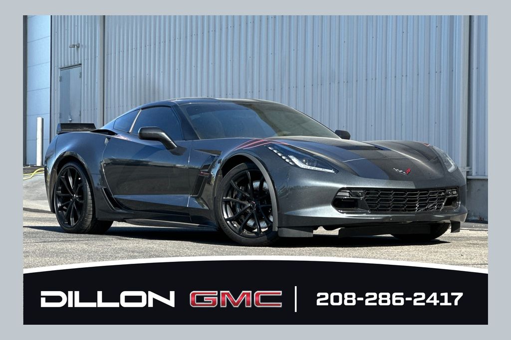 2017 Chevrolet Corvette Grand Sport 2LT Coupe RWD