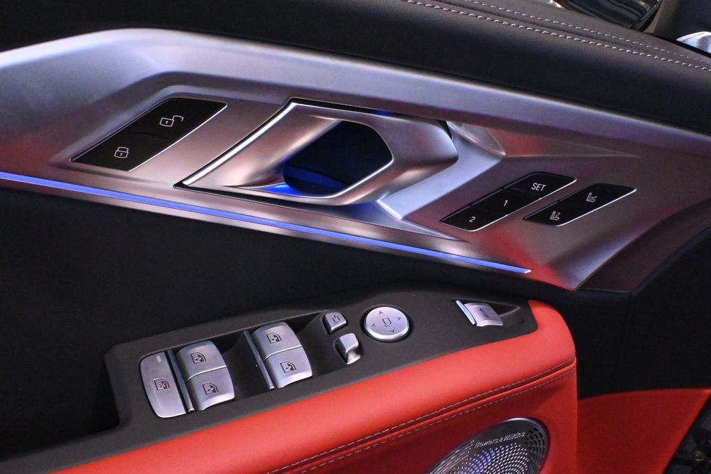 Thumbnail: 2026 BMW XM - 22