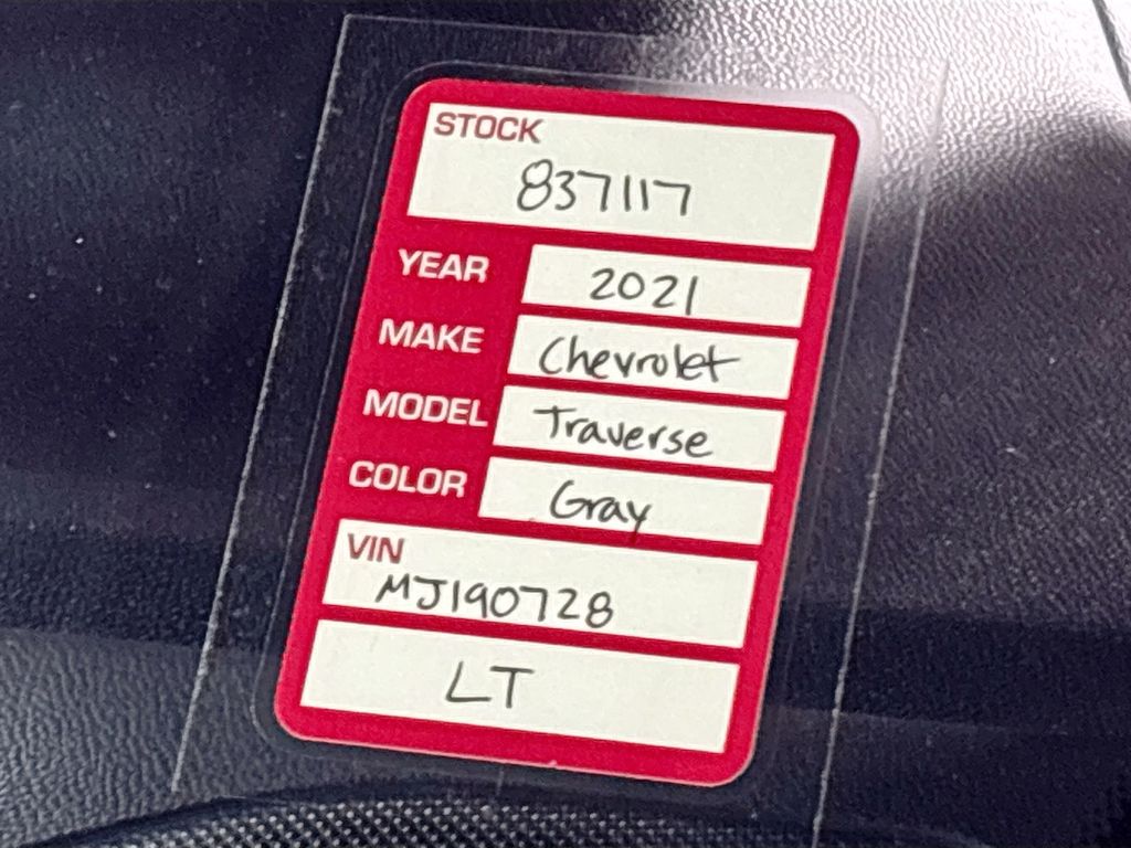 2021 Chevrolet Traverse LT