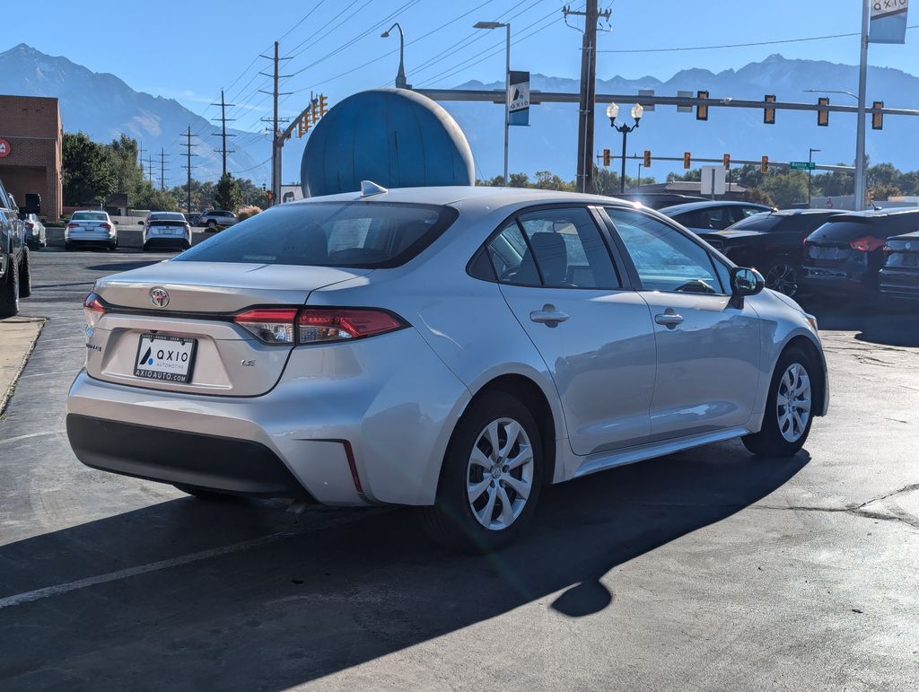 2024 Toyota Corolla LE 4