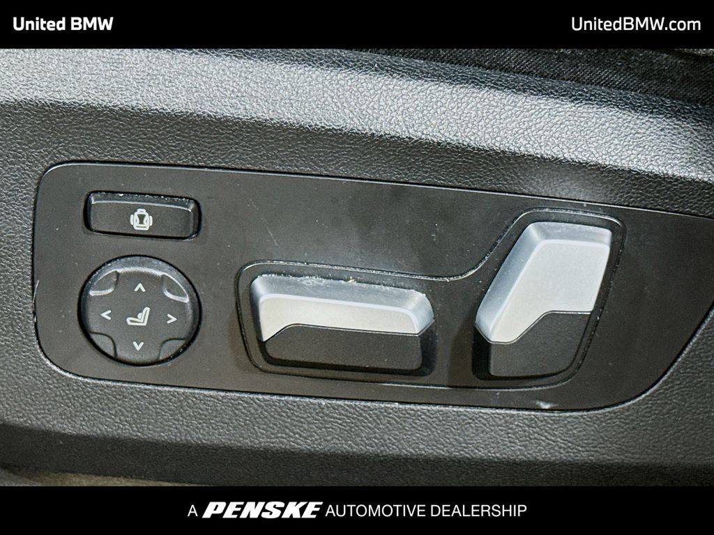 Thumbnail: 2021 BMW X5 - 4