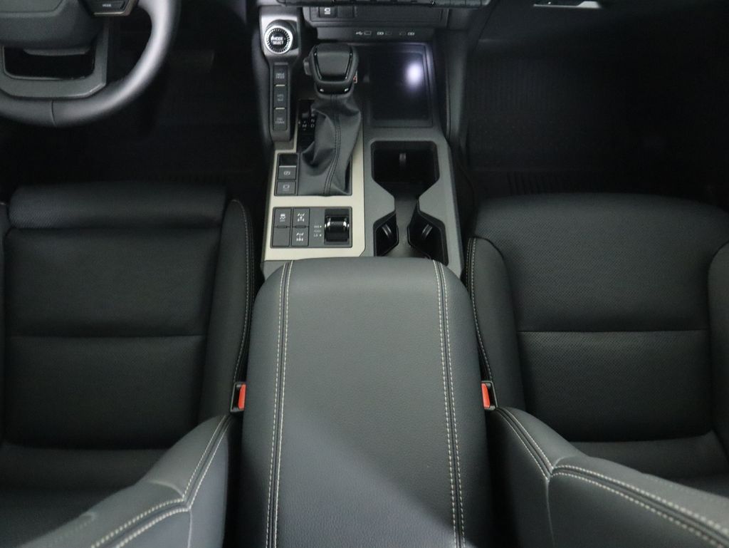 Thumbnail: 2025 Toyota Land Cruiser - 16