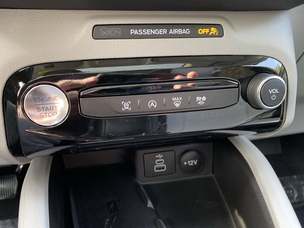 New 2026 Carbonized Gray Metallic Ford Active image 23