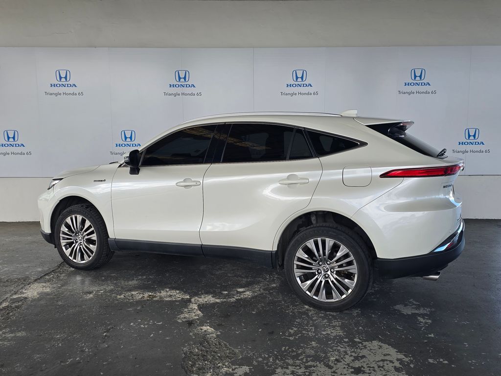Thumbnail: 2021 Toyota Venza - 4