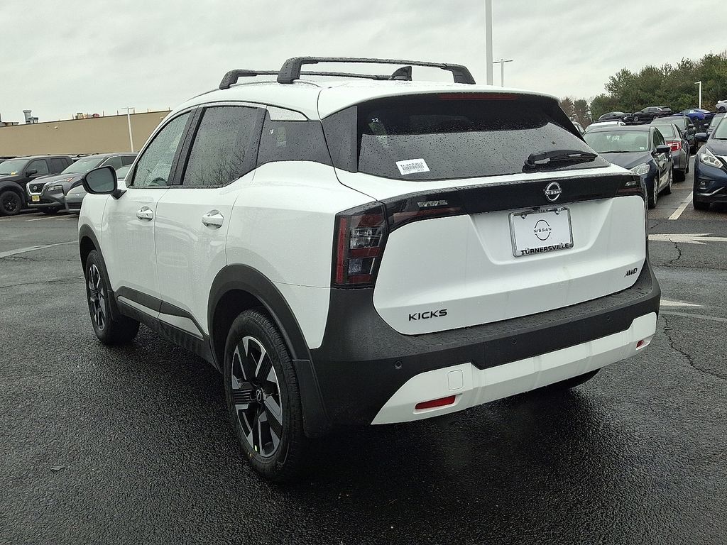 Thumbnail: 2026 Nissan Kicks - 3