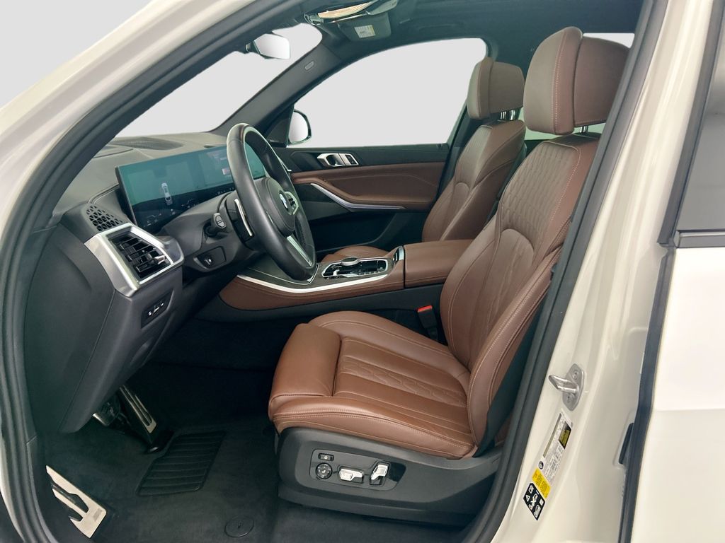 Thumbnail: 2024 BMW X5 - 18