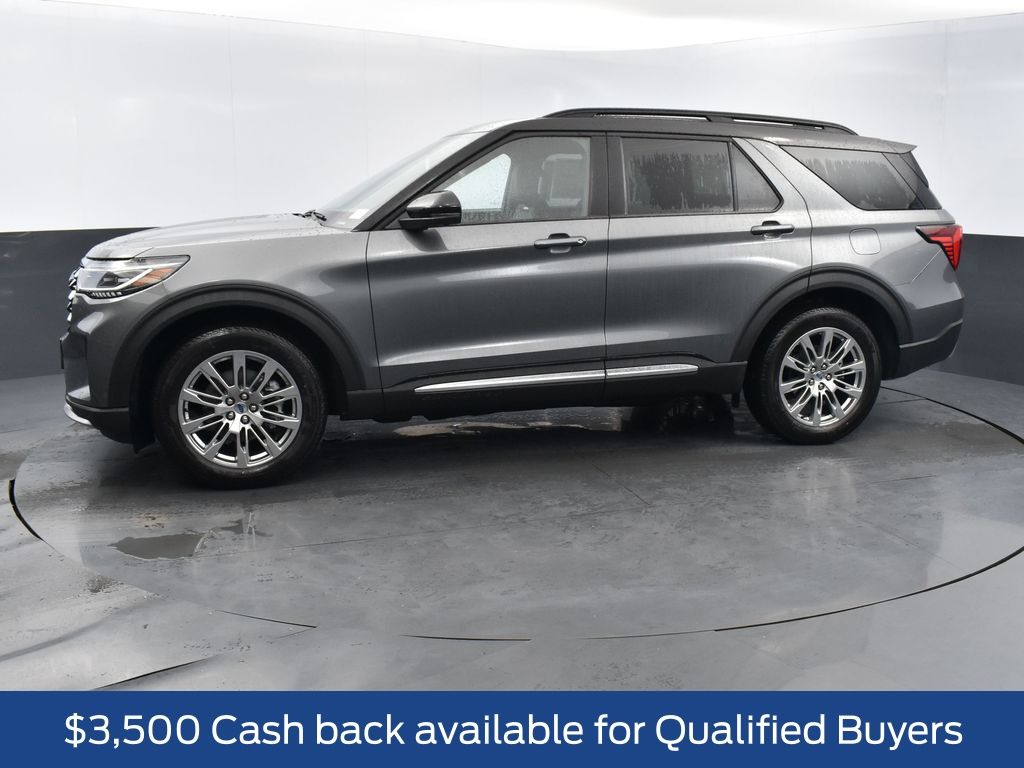 View vehicle photo 5