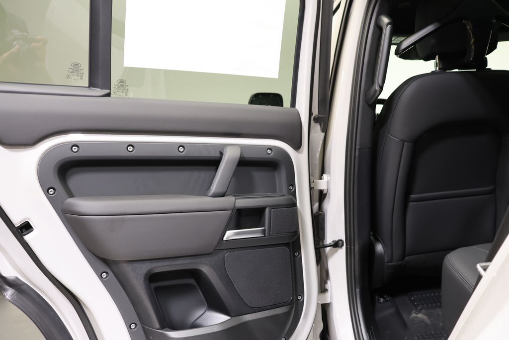 Thumbnail: 2026 Land Rover Defender - 32