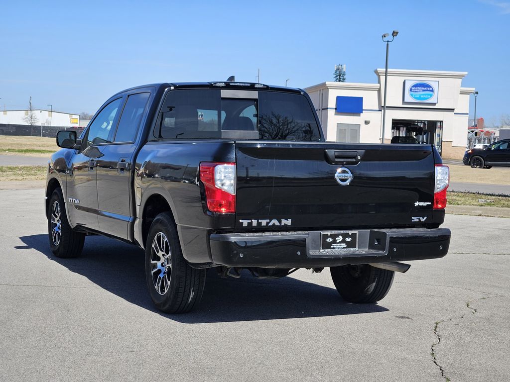 2022 Nissan Titan