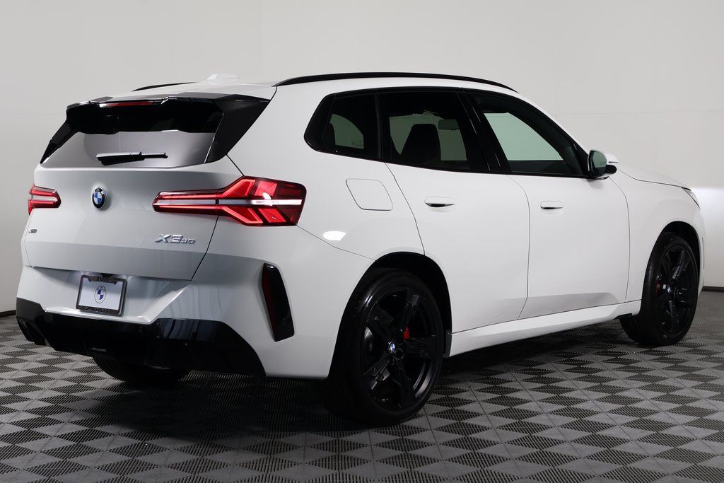 Thumbnail: 2026 BMW X3 - 2