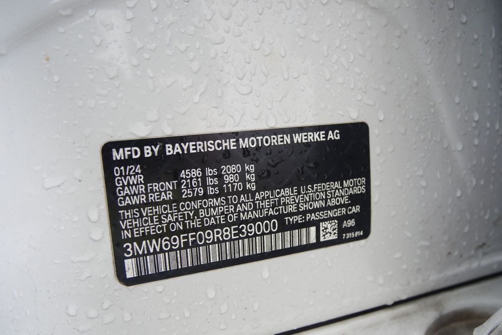 Thumbnail: 2024 BMW 3 Series - 29