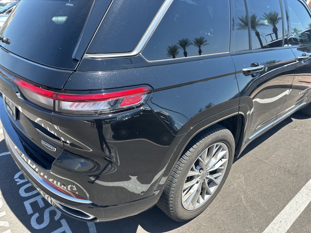 Thumbnail: 2022 Jeep Grand Cherokee - 3