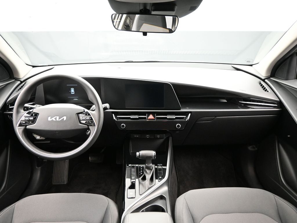 2023 Kia Niro LX