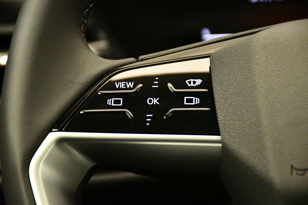 Thumbnail: 2025 Audi Q5 - 22