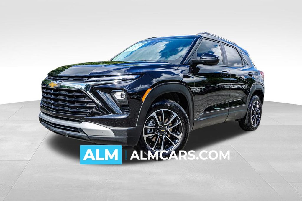 Mosaic Black Metallic 2025 Chevrolet Trailblazer SUV / Crossover Front-Wheel Drive Continuously Variable Transmission