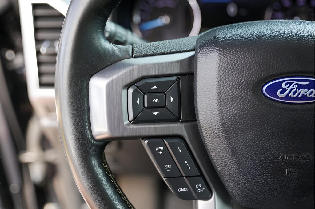 Used Car 2020 Ford Expedition  Platinum For Sale Under $30,000 In Austin, Texas