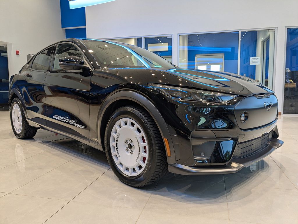 2025 Ford Mustang Mach-E GT