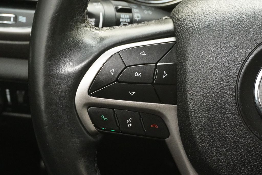 Used Car 2018 Jeep Grand Cherokee  Altitude For Sale Under $15,000 In Weatherford, Texas