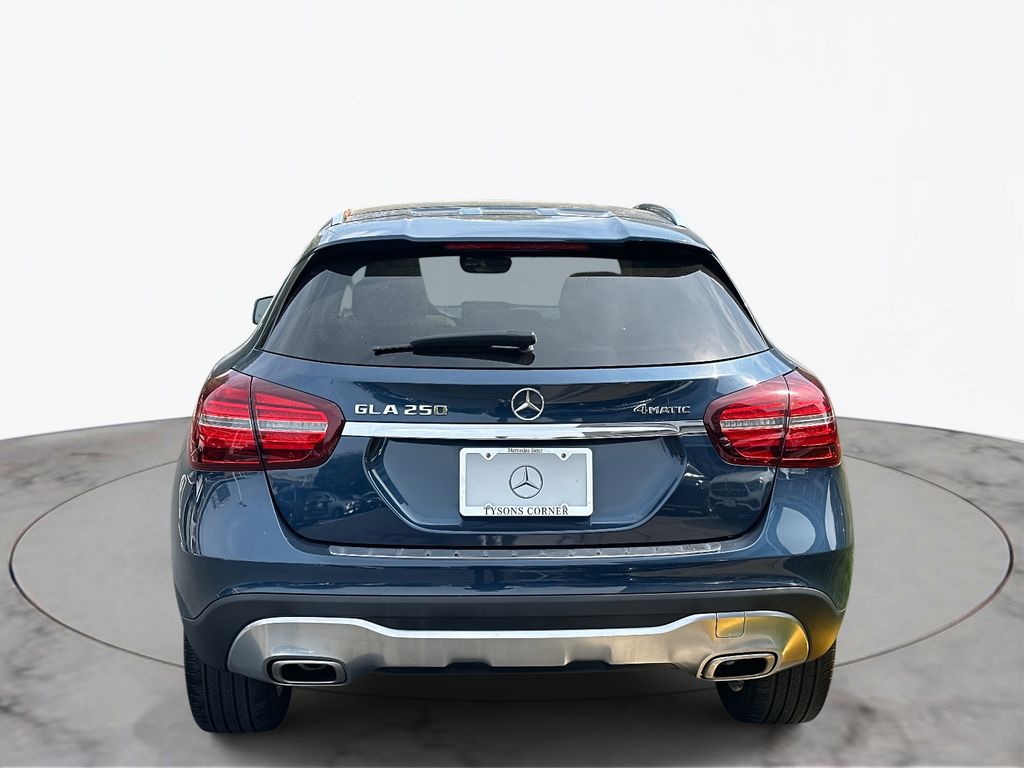 Thumbnail: 2020 Mercedes-Benz GLA - 9