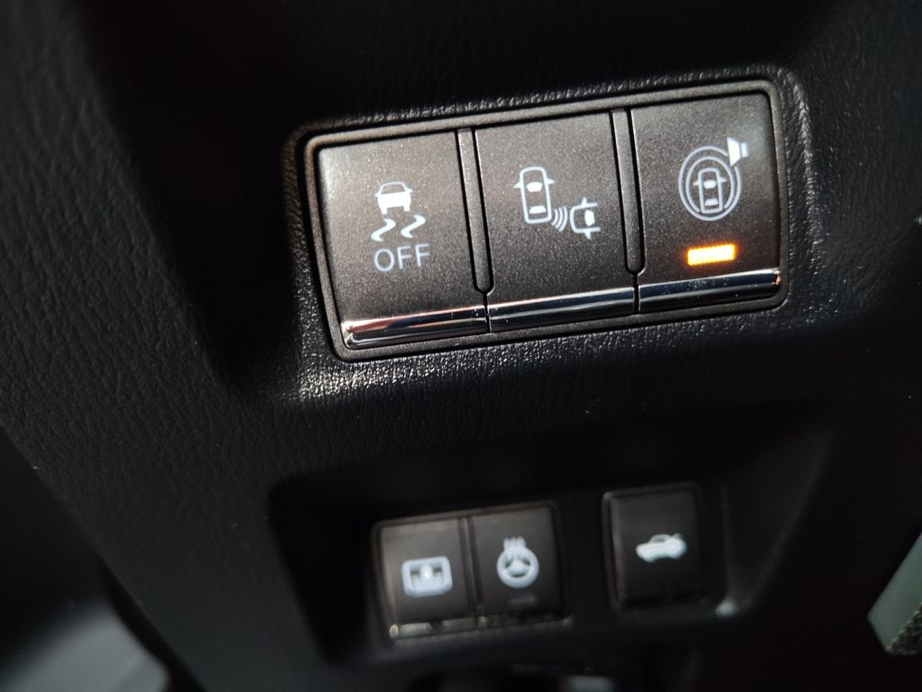 Used Car 2016 Infiniti Q70l  5.6 For Sale Under $15,000 In Austin, Texas