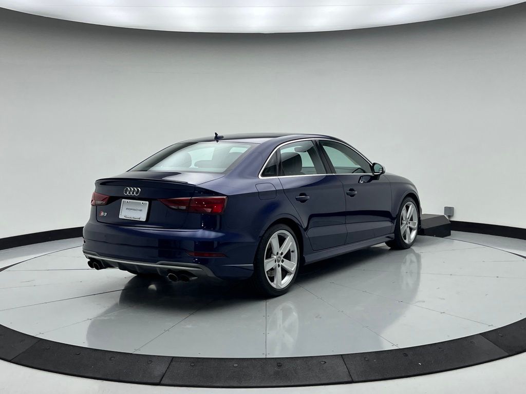 Thumbnail: 2018 Audi S3 - 9