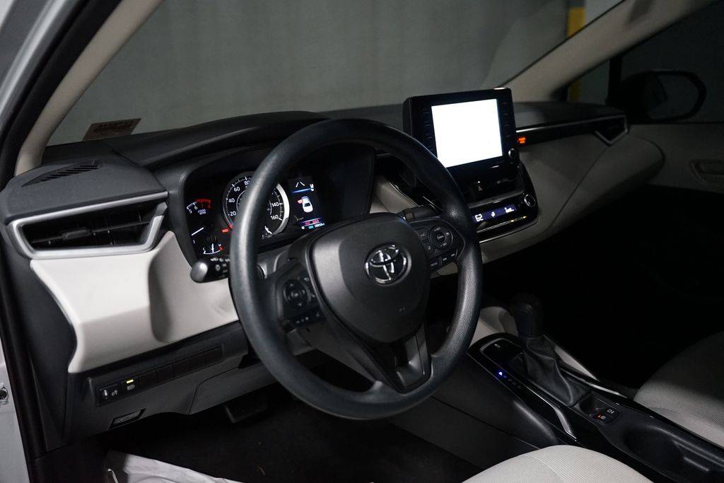 Thumbnail: 2022 Toyota Corolla - 16