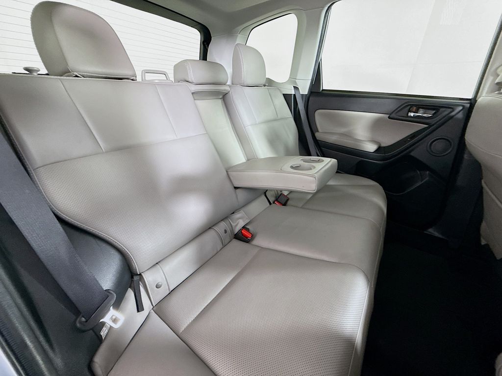 Thumbnail: 2016 Subaru Forester - 26