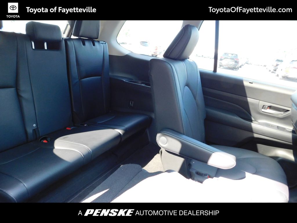 2025 Toyota Grand Highlander Platinum 5