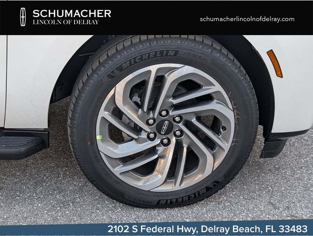 new 2026 Lincoln Navigator car, priced at $87,989
