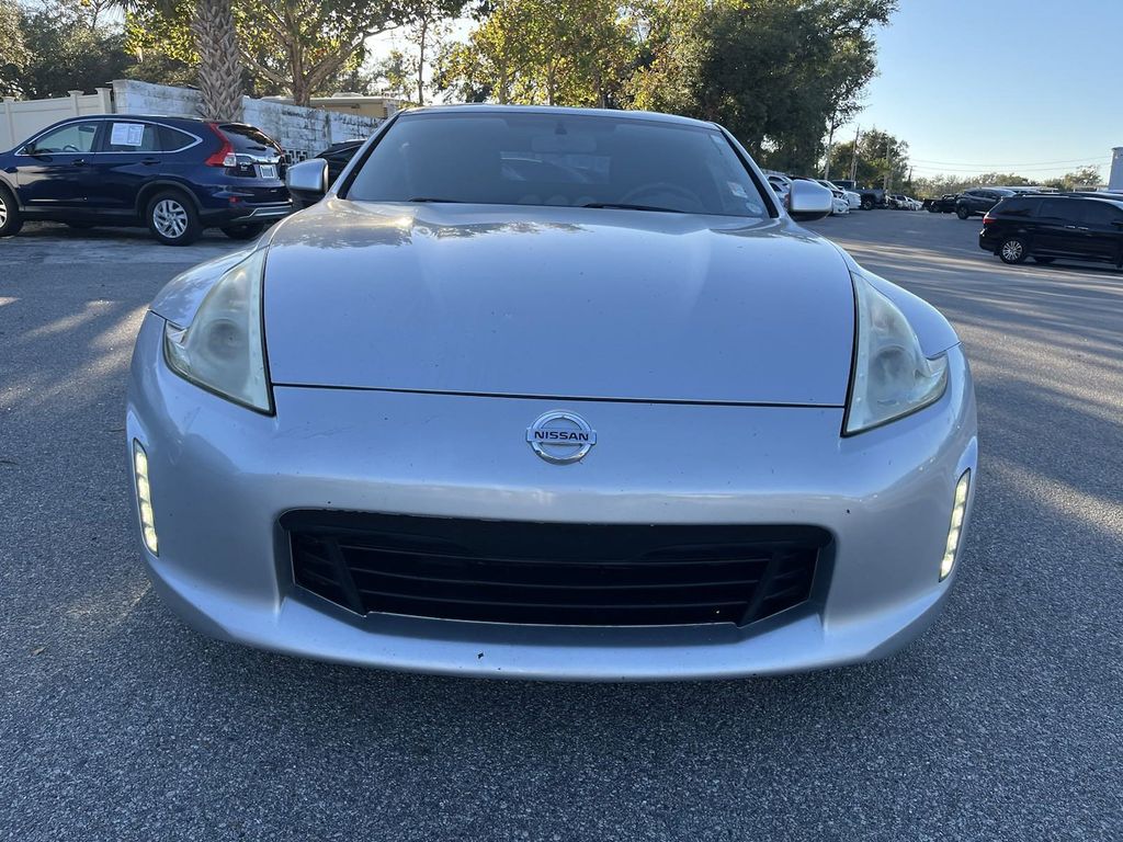 2015 Nissan 370Z Base 3