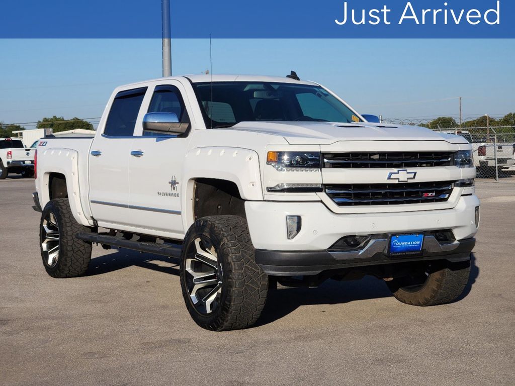 2018 Chevrolet Silverado 1500 LTZ 3