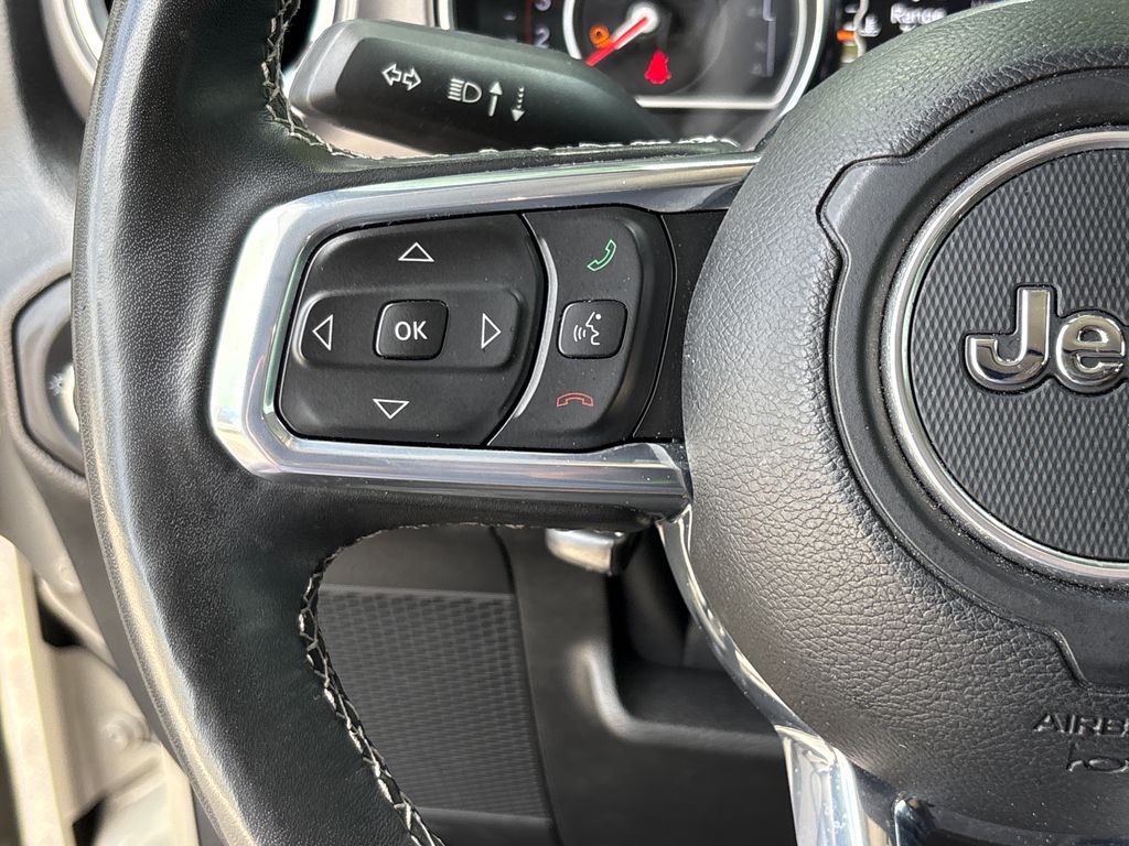 Used 2022 Beige Jeep Rubicon image 19