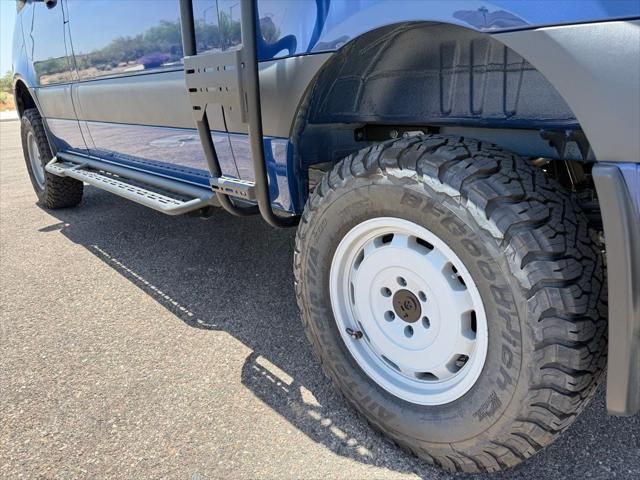 Thumbnail: 2025 Mercedes-Benz Sprinter - 5