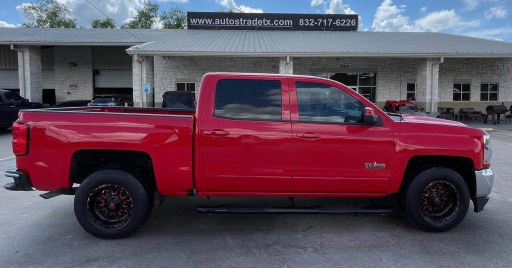 2018 Chevrolet Silverado 1500 LT Red at Bravo Nissan