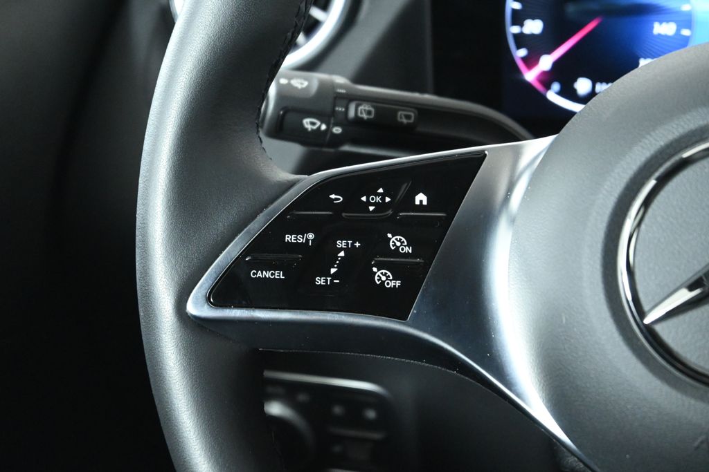 Thumbnail: 2025 Mercedes-Benz GLA - 18