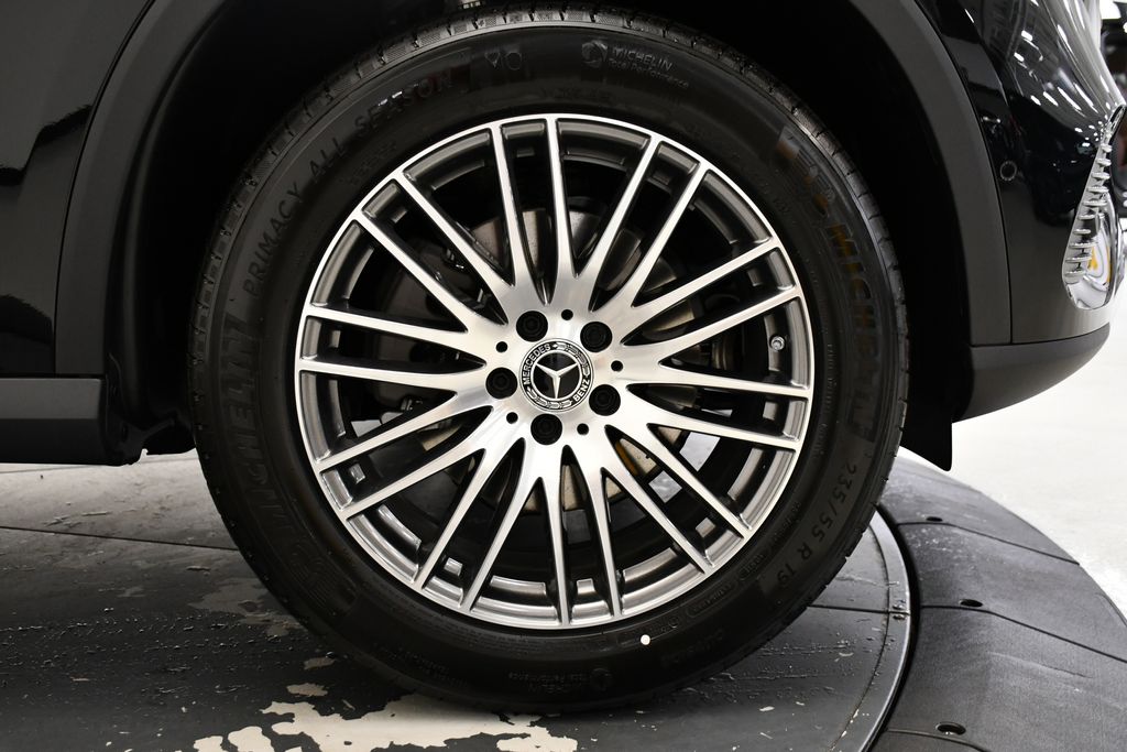 2025 Mercedes-Benz GLC 300 16